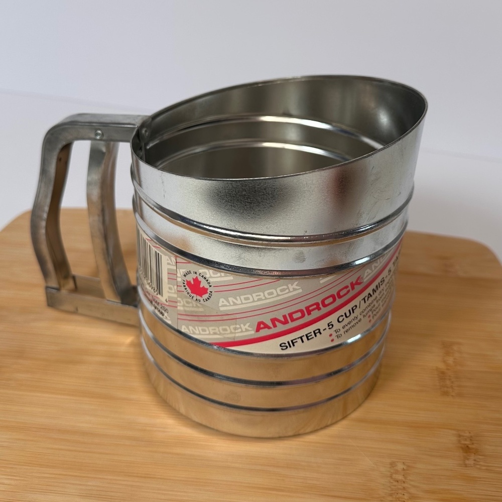 Vintage Androck 5-Cup Flour Sifter Stainless Steel Baking Tool - Picture 2 of 4